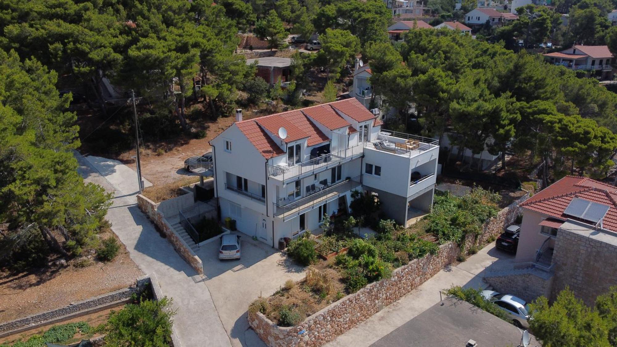 סבטה נדלייה Apartments Toro מראה חיצוני תמונה