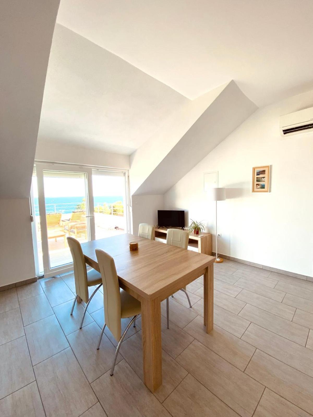 סבטה נדלייה Apartments Toro מראה חיצוני תמונה