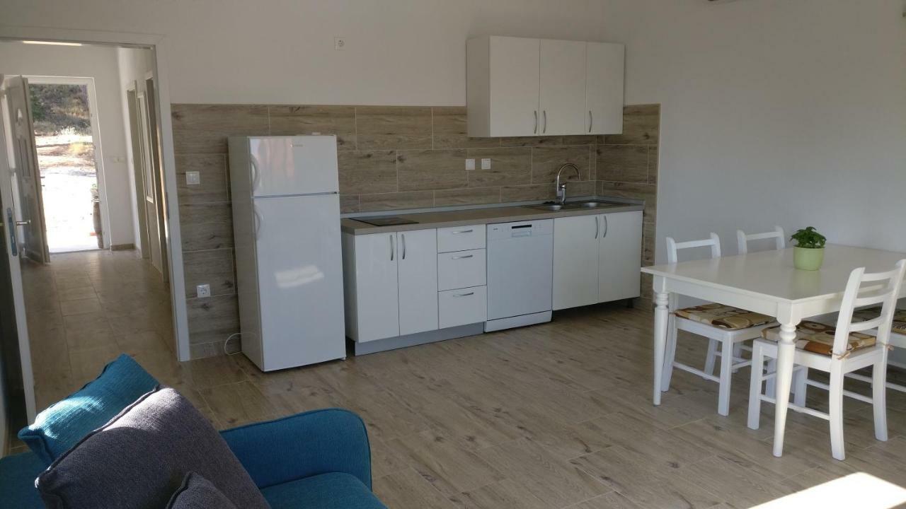 סבטה נדלייה Apartments Toro מראה חיצוני תמונה