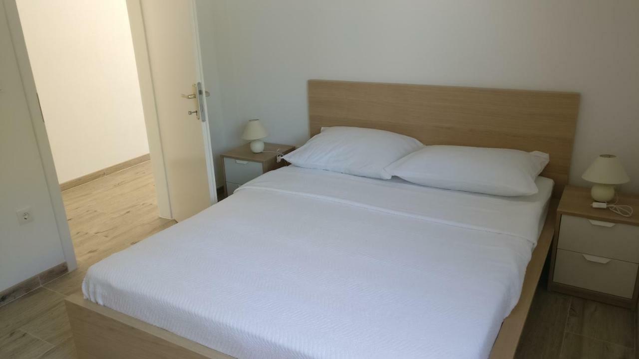 סבטה נדלייה Apartments Toro מראה חיצוני תמונה