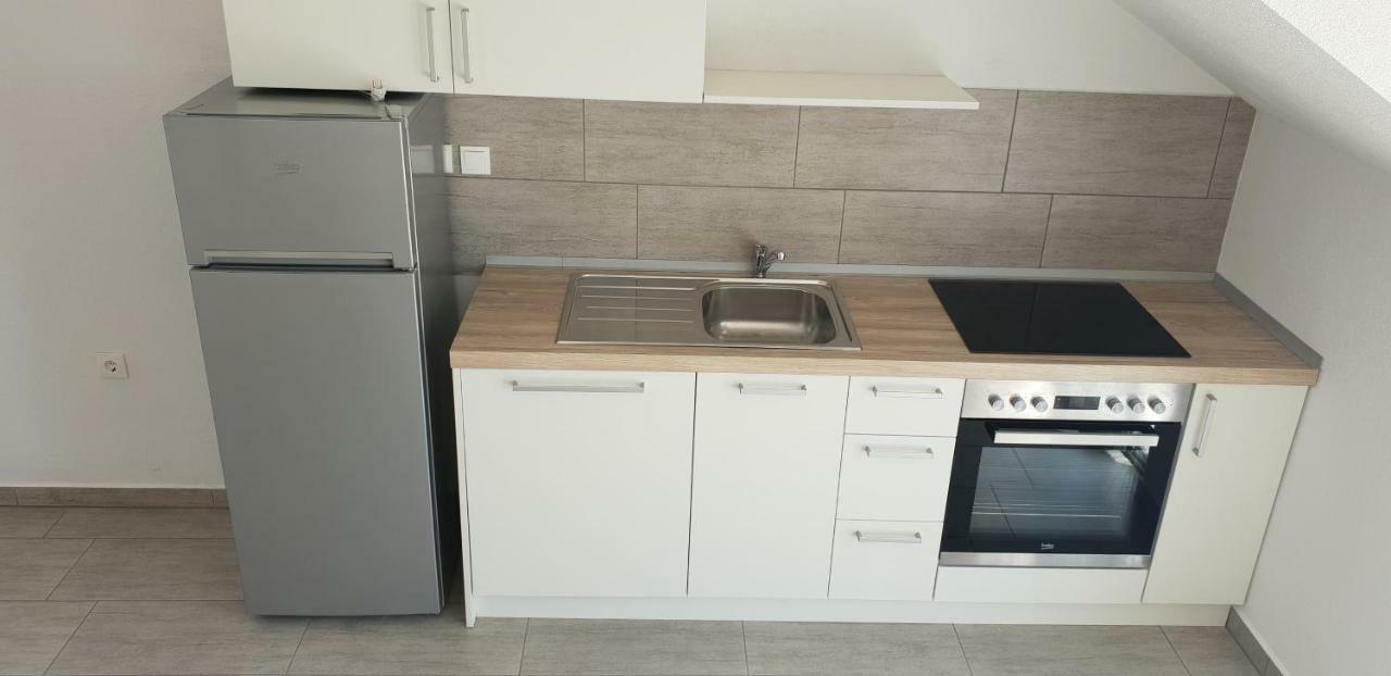 סבטה נדלייה Apartments Toro מראה חיצוני תמונה